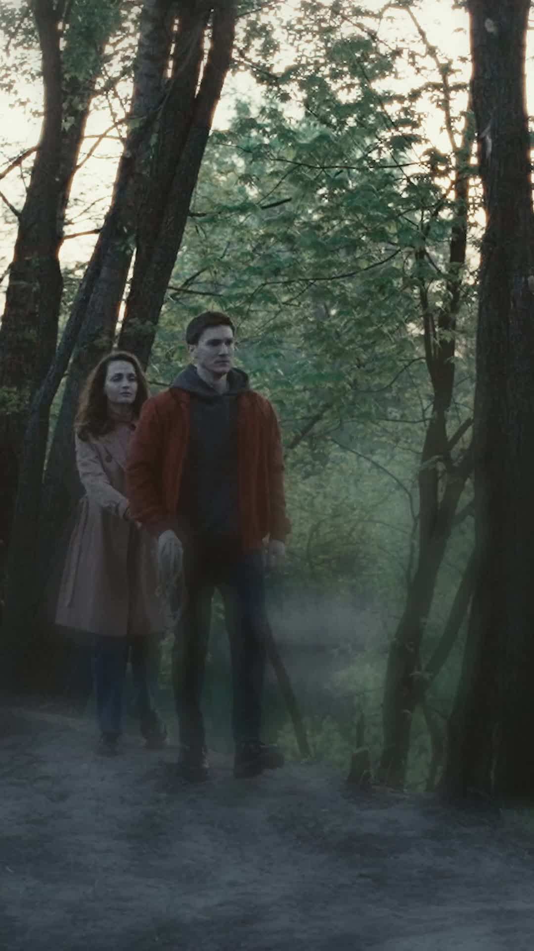 Episode 31 - Desired by Two: the Vampire and the Hunter