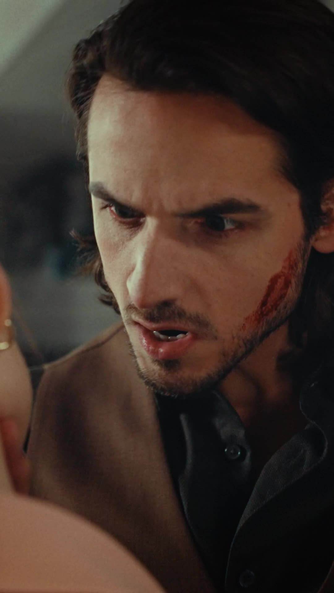 Episode 72 - Desired by Two: the Vampire and the Hunter
