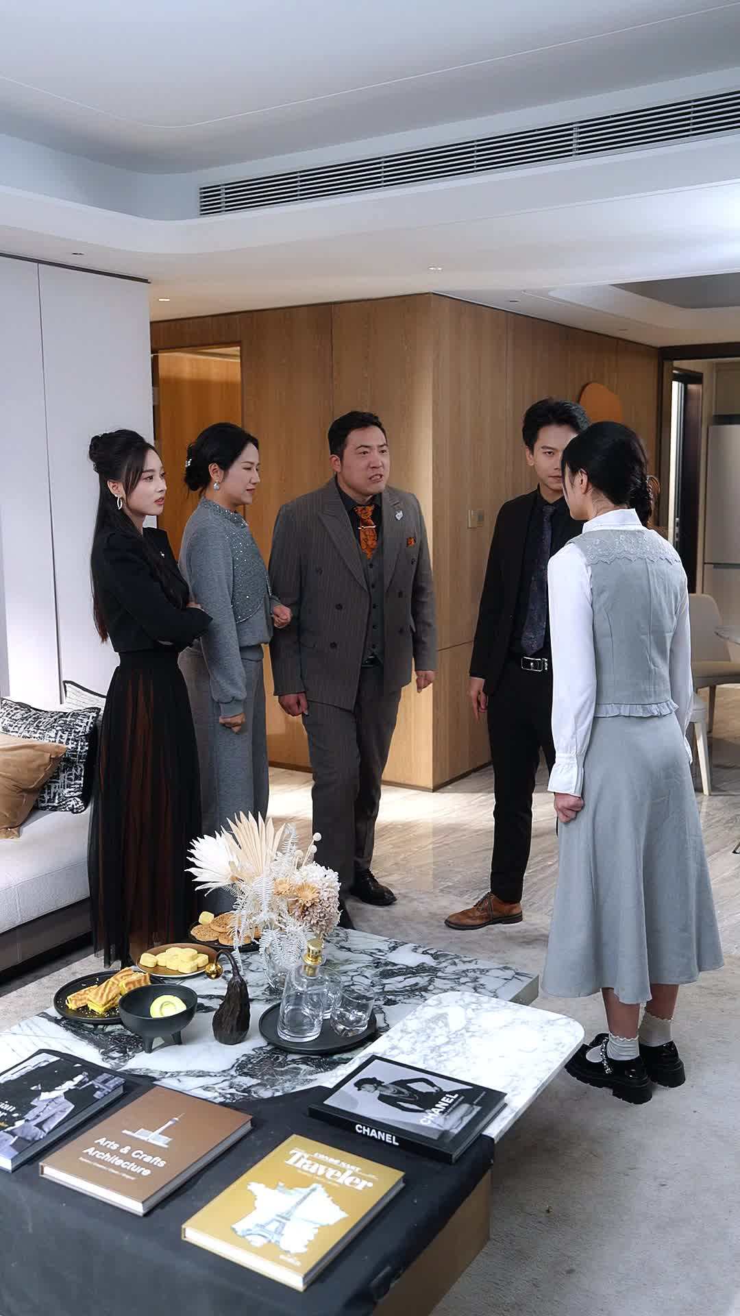 Episodio 9 - Incatenati dal Destino, Reclamati dall'Amore