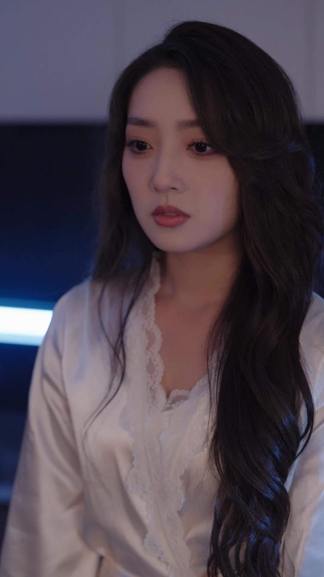 에피소드 7 - 트로피에서 여왕으로