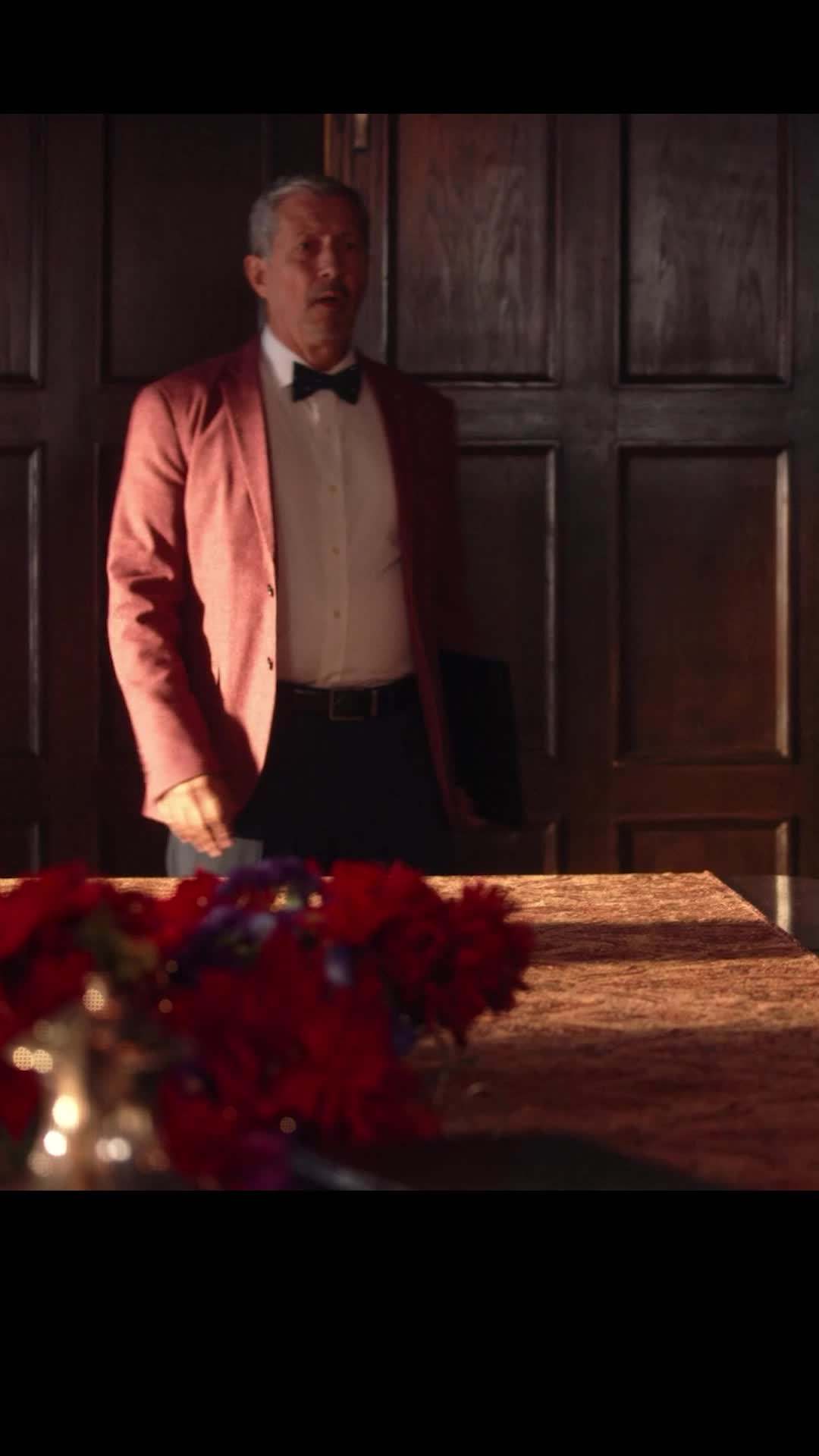 Episode 33 - Christmas with a Prince: Becoming Royal