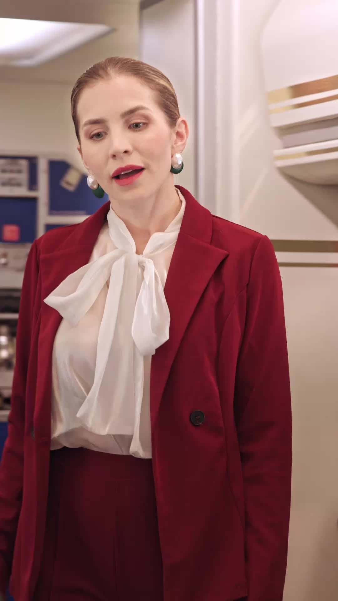 Episode 13 - The Hidden Billionaire in First Class