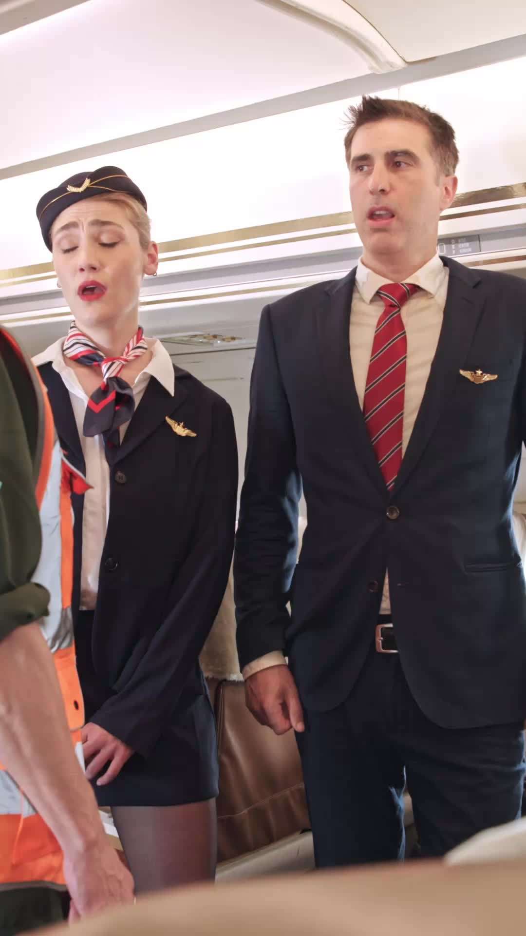 Episode 6 - The Hidden Billionaire in First Class