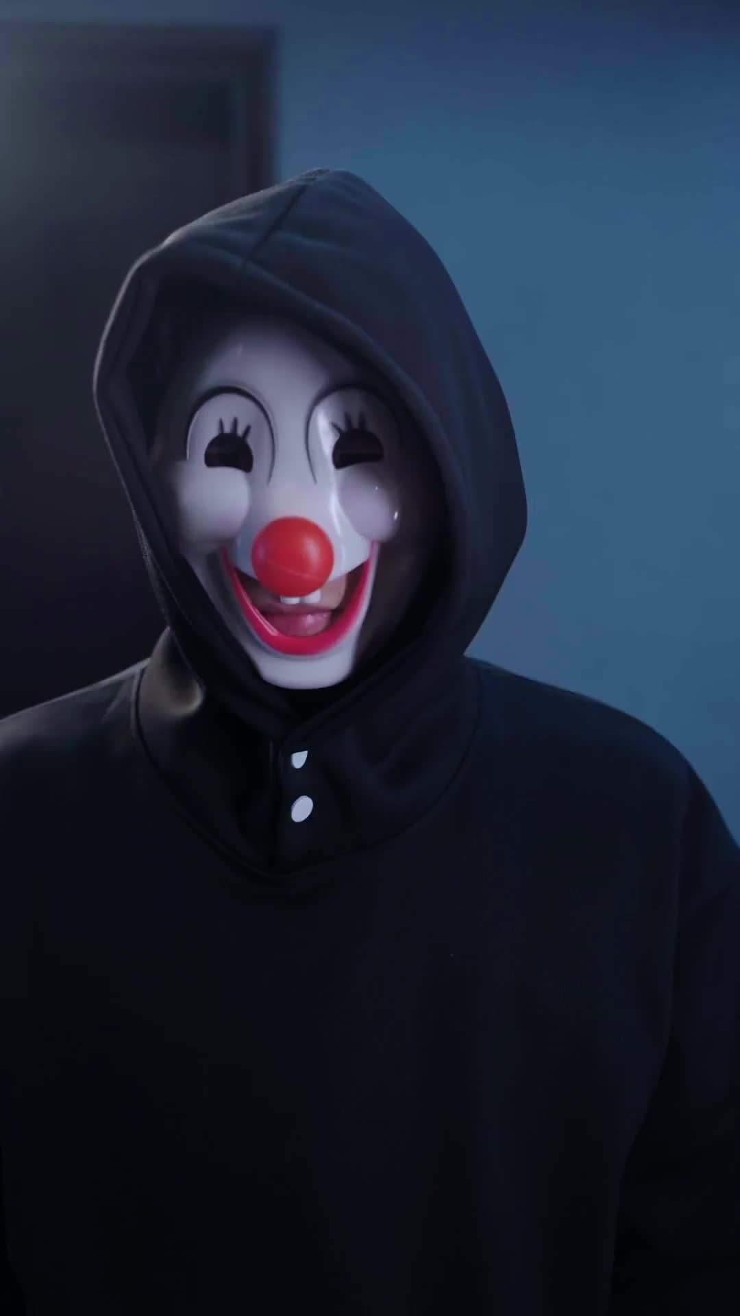 Episode 18 - Outsmarting the Clown Killer