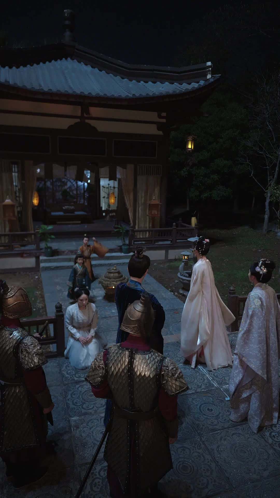 Episode 28 - His Majesty Is A Shapeshifter