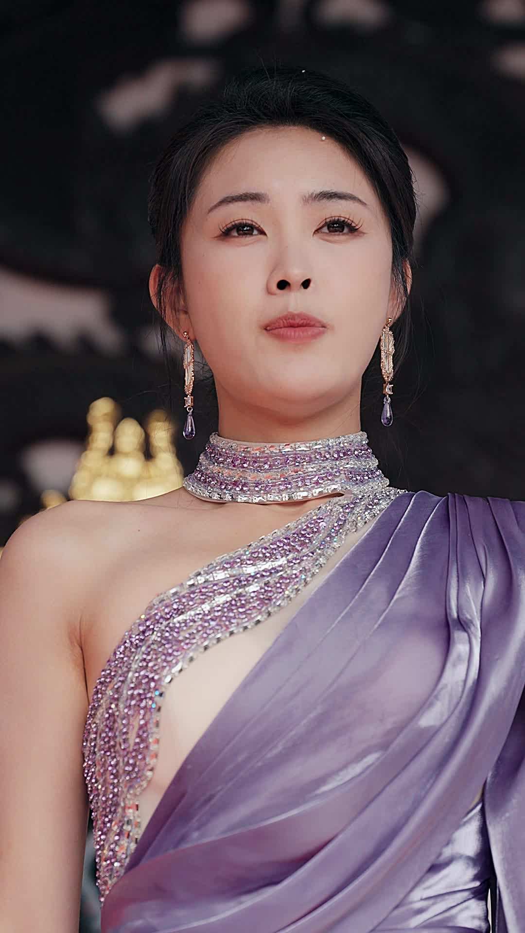 Episode 69 - The Return of the Lioness Queen