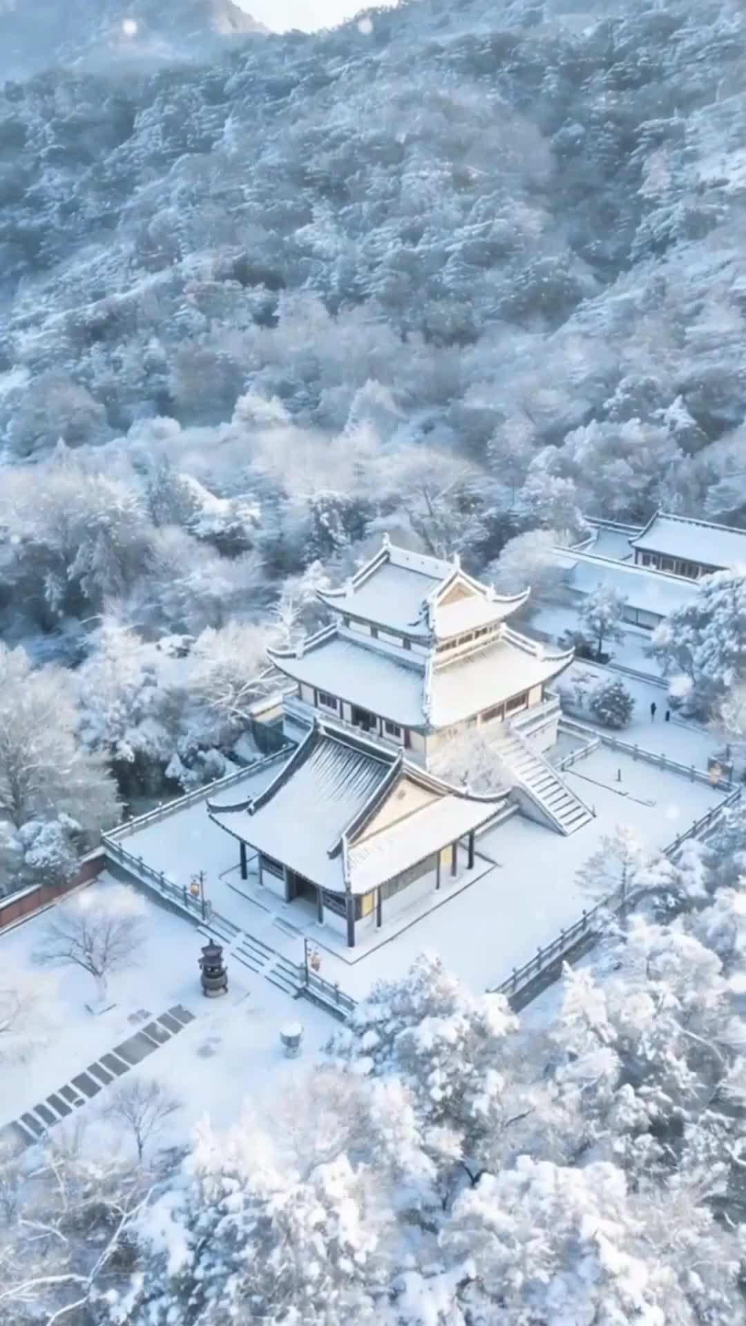 Episode 1 - Love, Like the First Snow