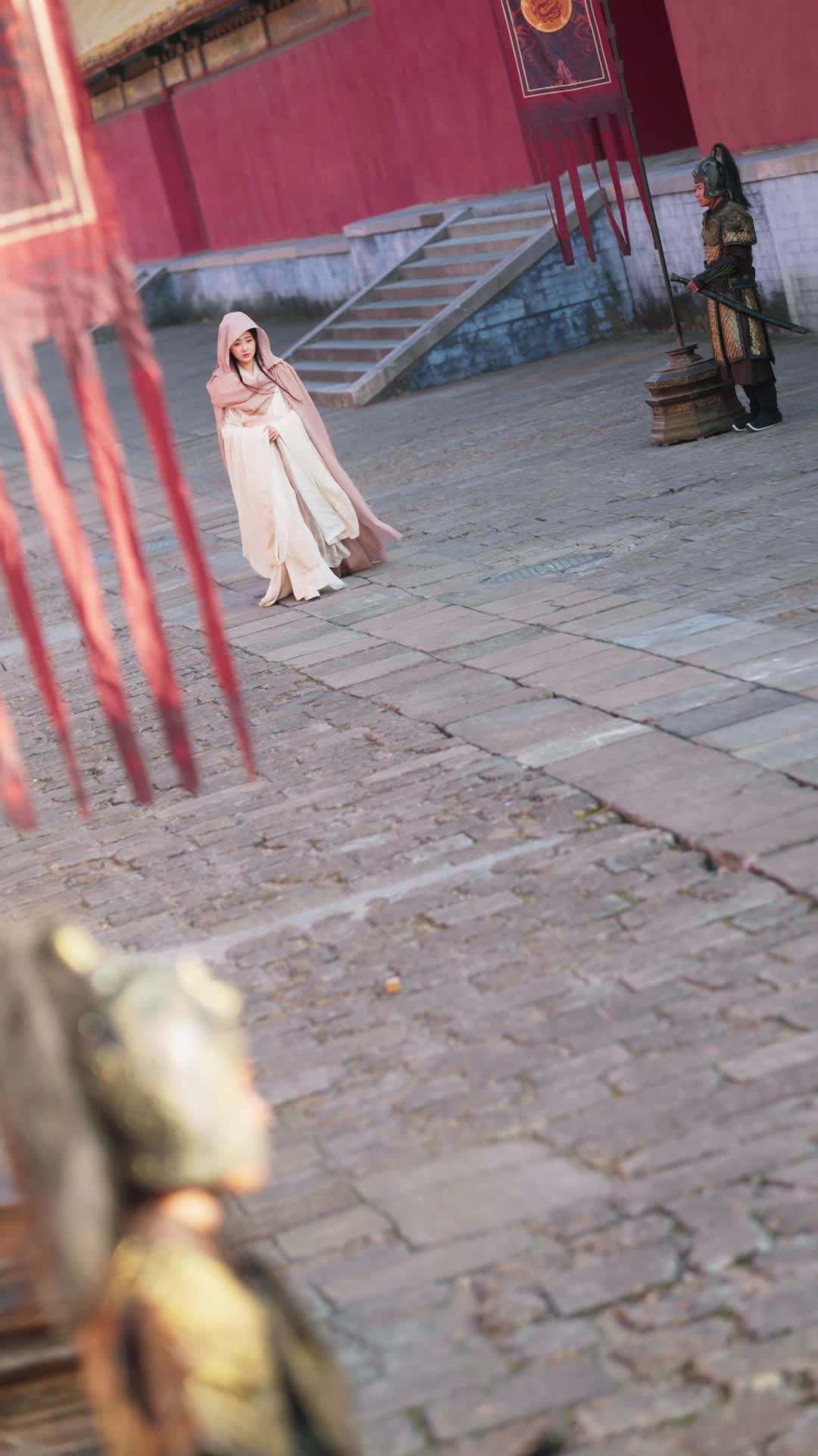 Episode 3 - Fallen Fox, Kneeling Royals