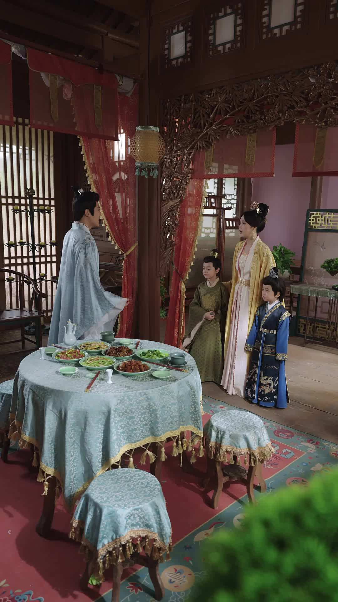 Episode 43 - His Majesty Is A Shapeshifter