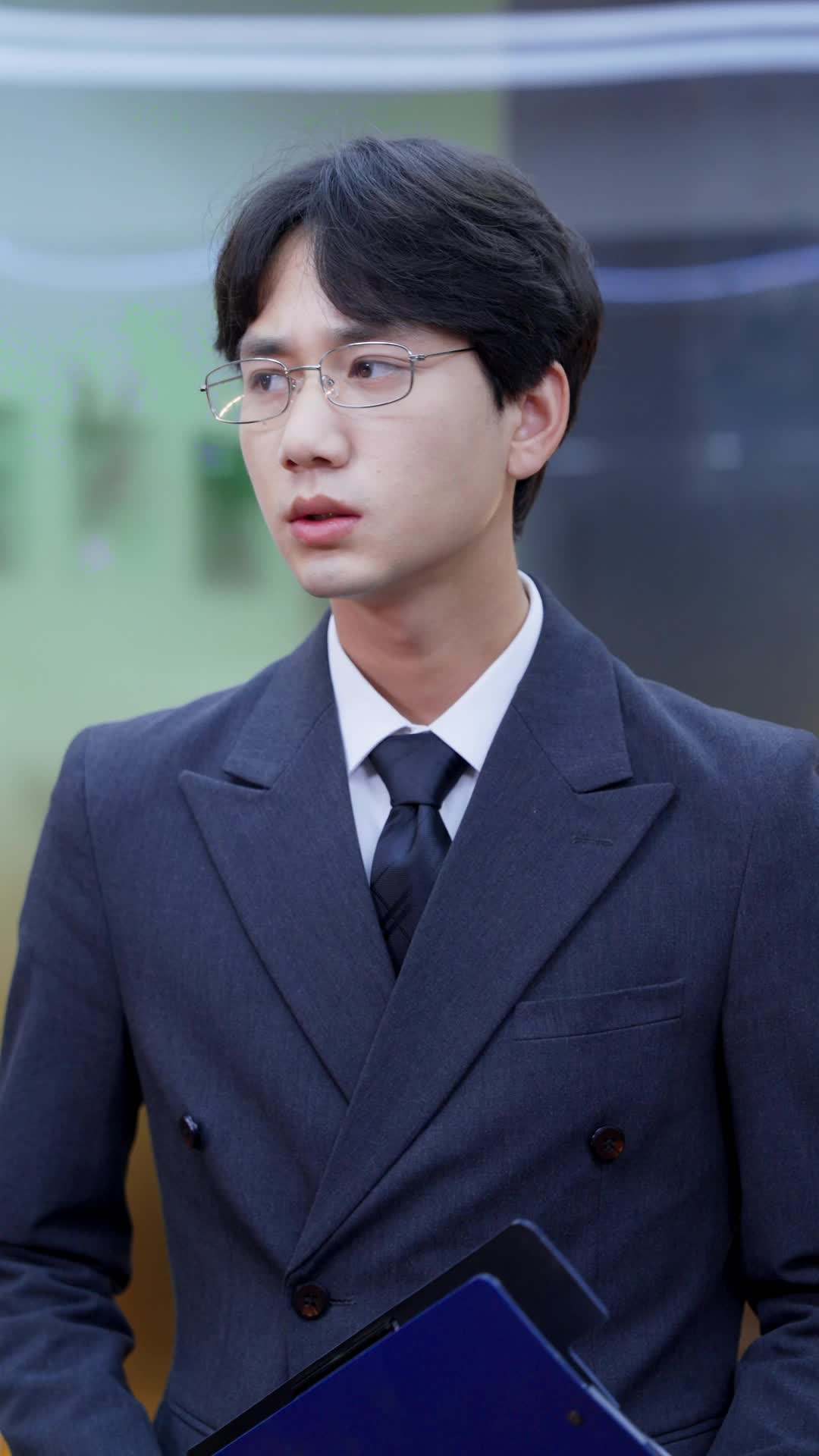 Episodio 81 - Da ragazza di campagna a regina dell’hotel
