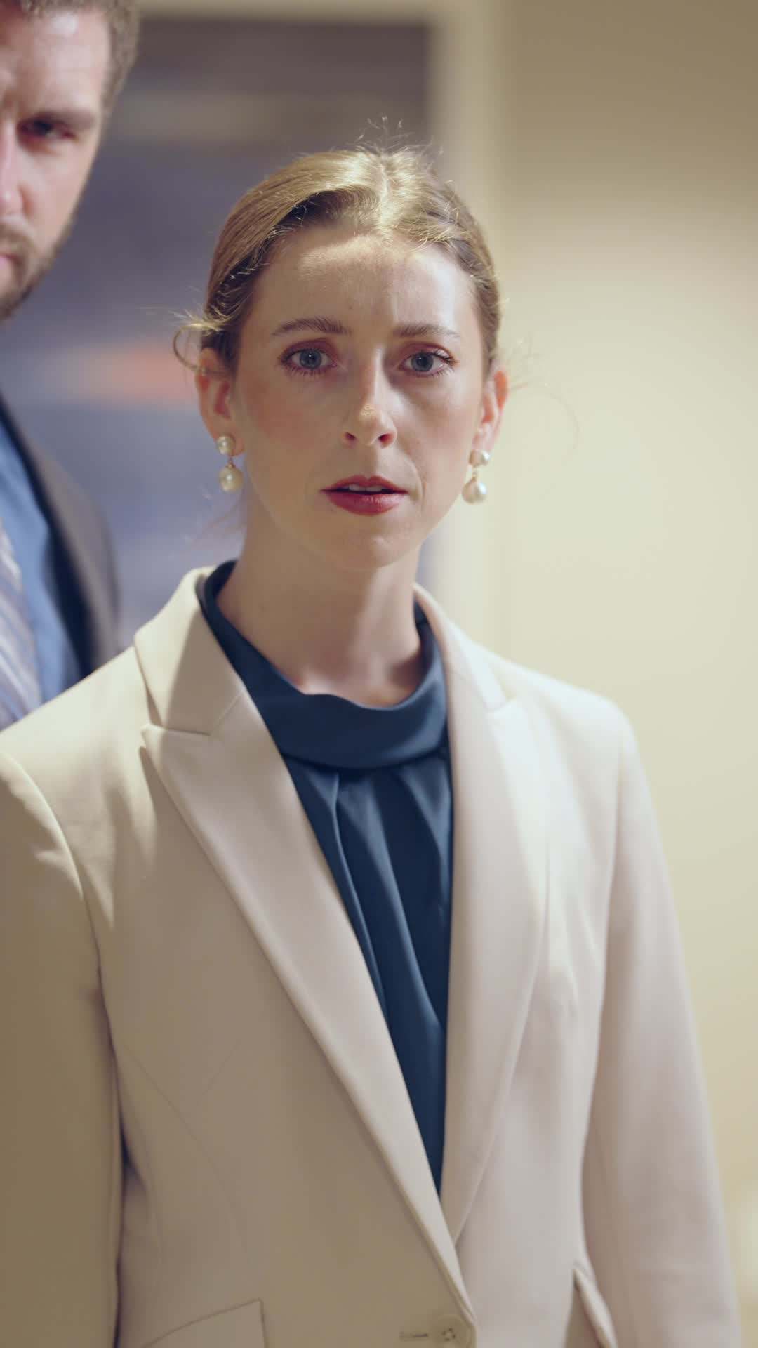 Episódio 38 - Casamento cancelado,  a rainha segue adiante