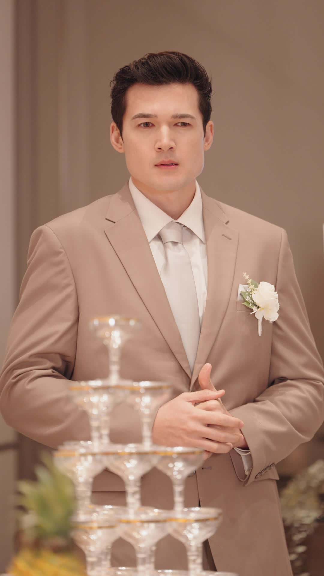 Episódio 55 - Casamento cancelado,  a rainha segue adiante